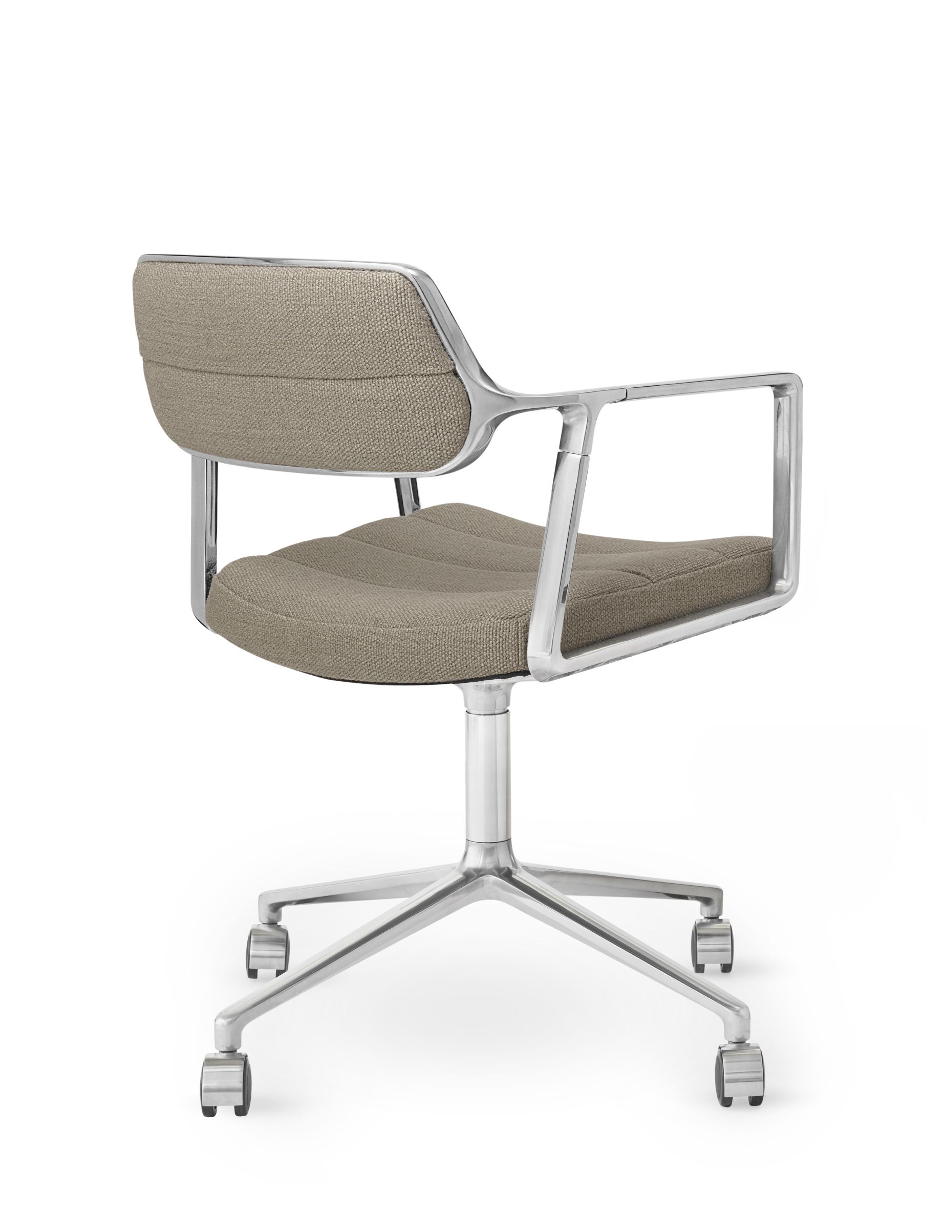 Fauteuil pivotant Vipp 453 / Vipp453, revêtement textile sable foncé, structure en aluminium poli avec roulettes. Vipp OFFREN SPECIALE