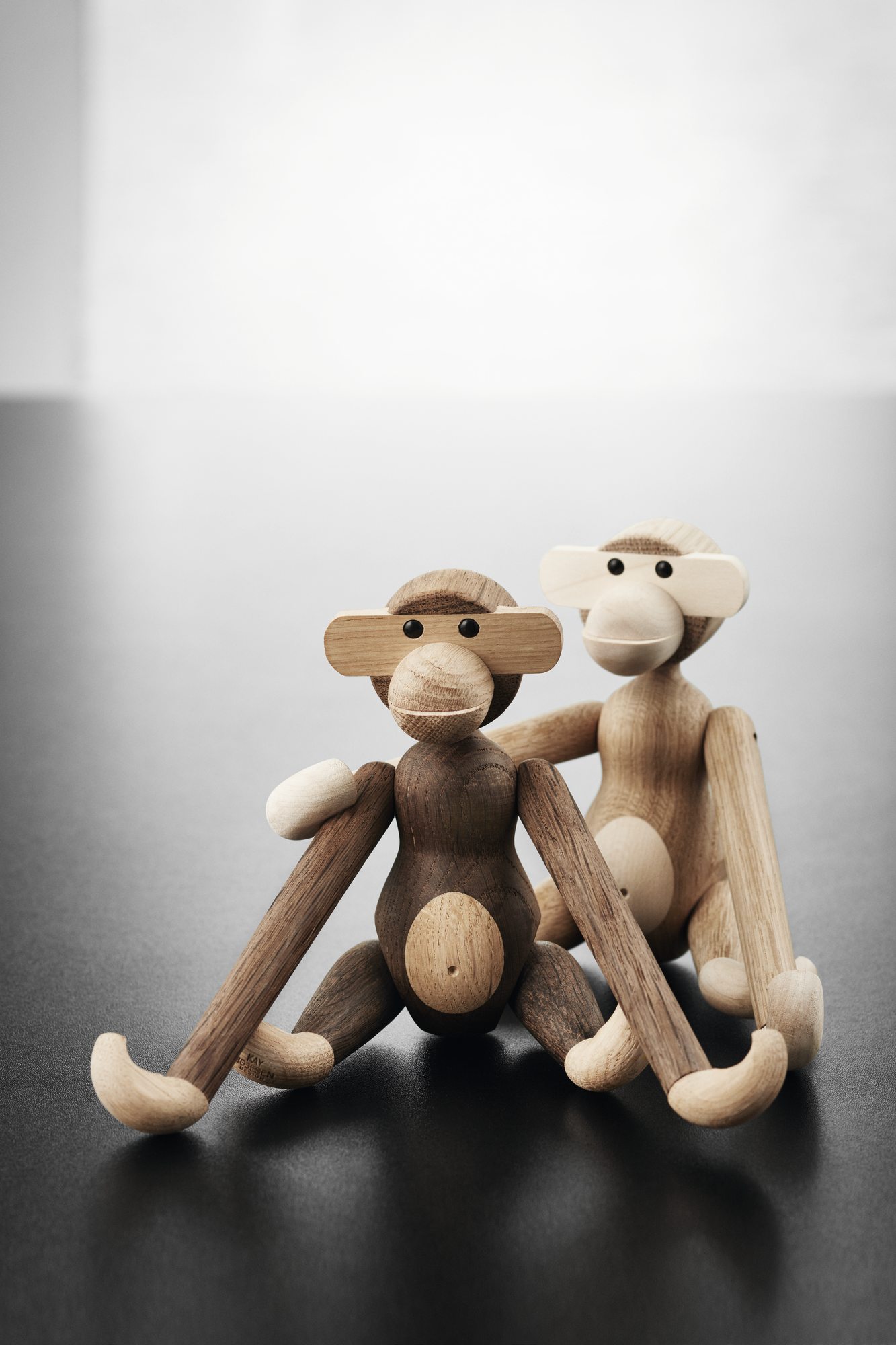 Singe petit figure en bois chêne fumé Kay Bojesen