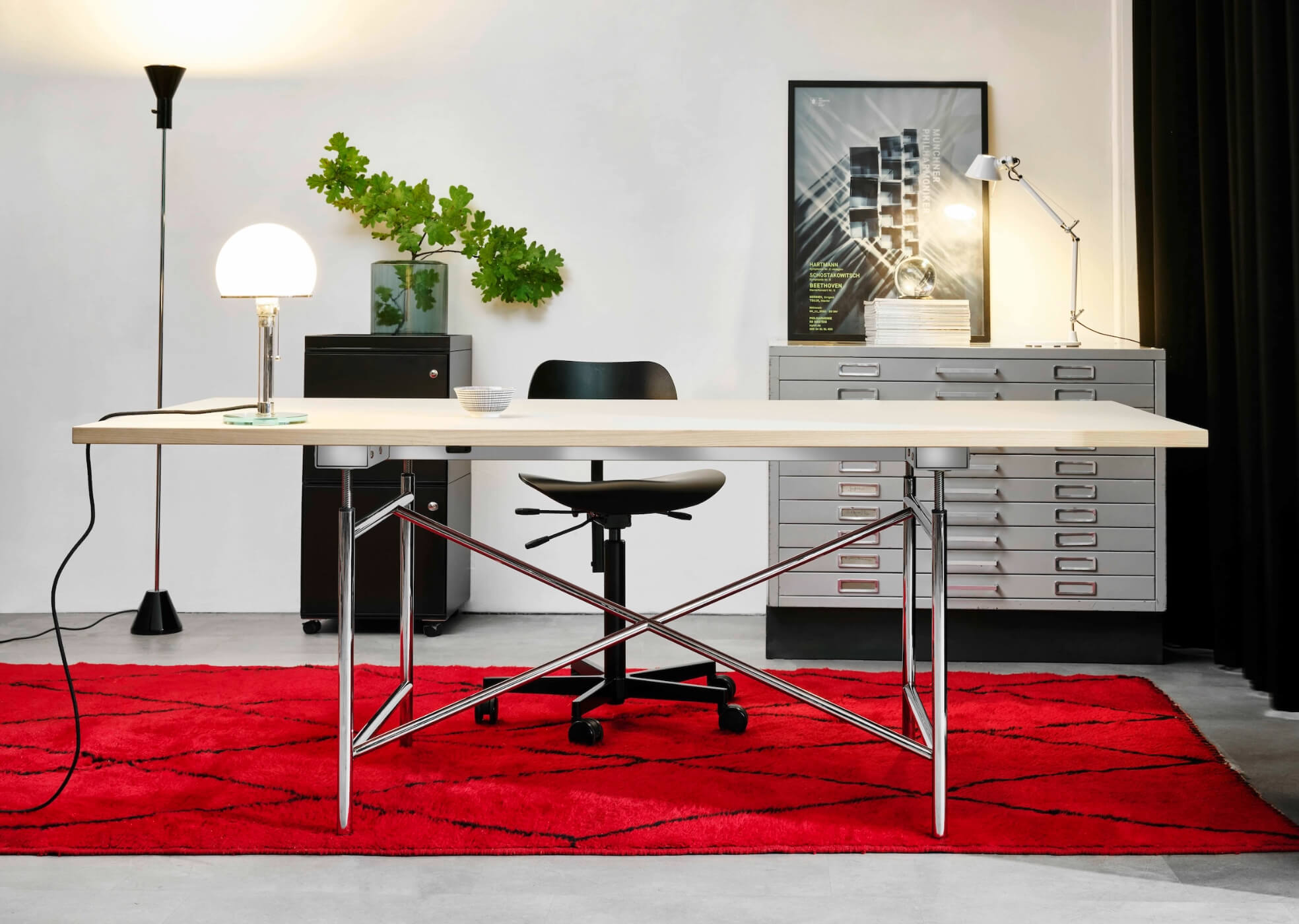 Eiermann E Table Réglage électrique de la hauteur Richard Lampert 