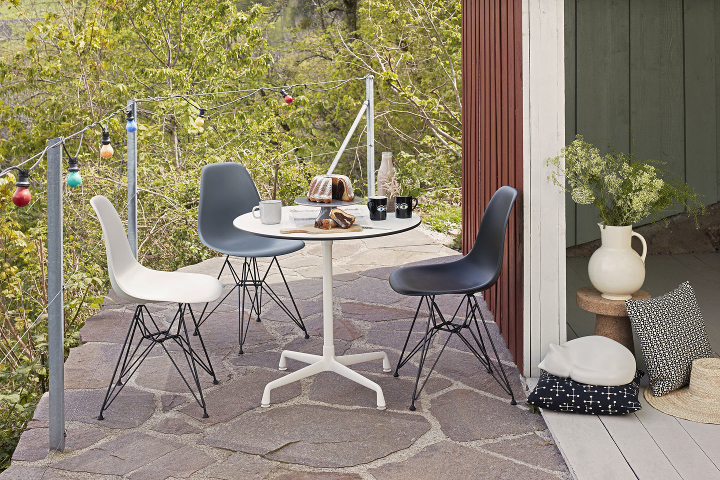 Eames Plastic Side Chair DSR Chaise Vitra Noir-Granite gris
