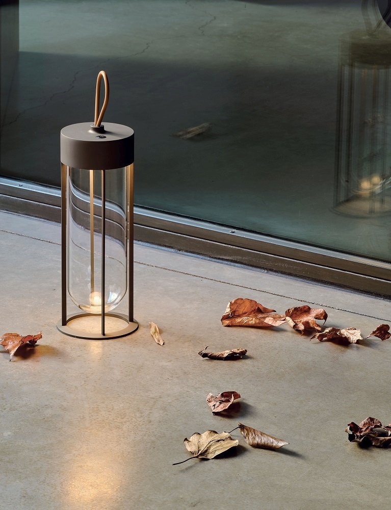 In Vitro Unplugged Battery Lampe / Lampe de table Flos Noir