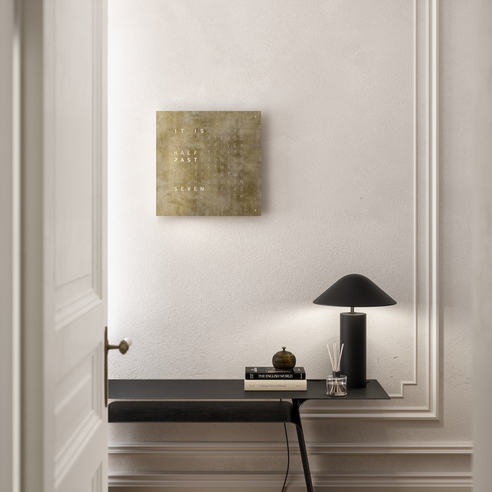 Cache avant pour l'horloge murale Earth 45 Anglais QLOCKTWO