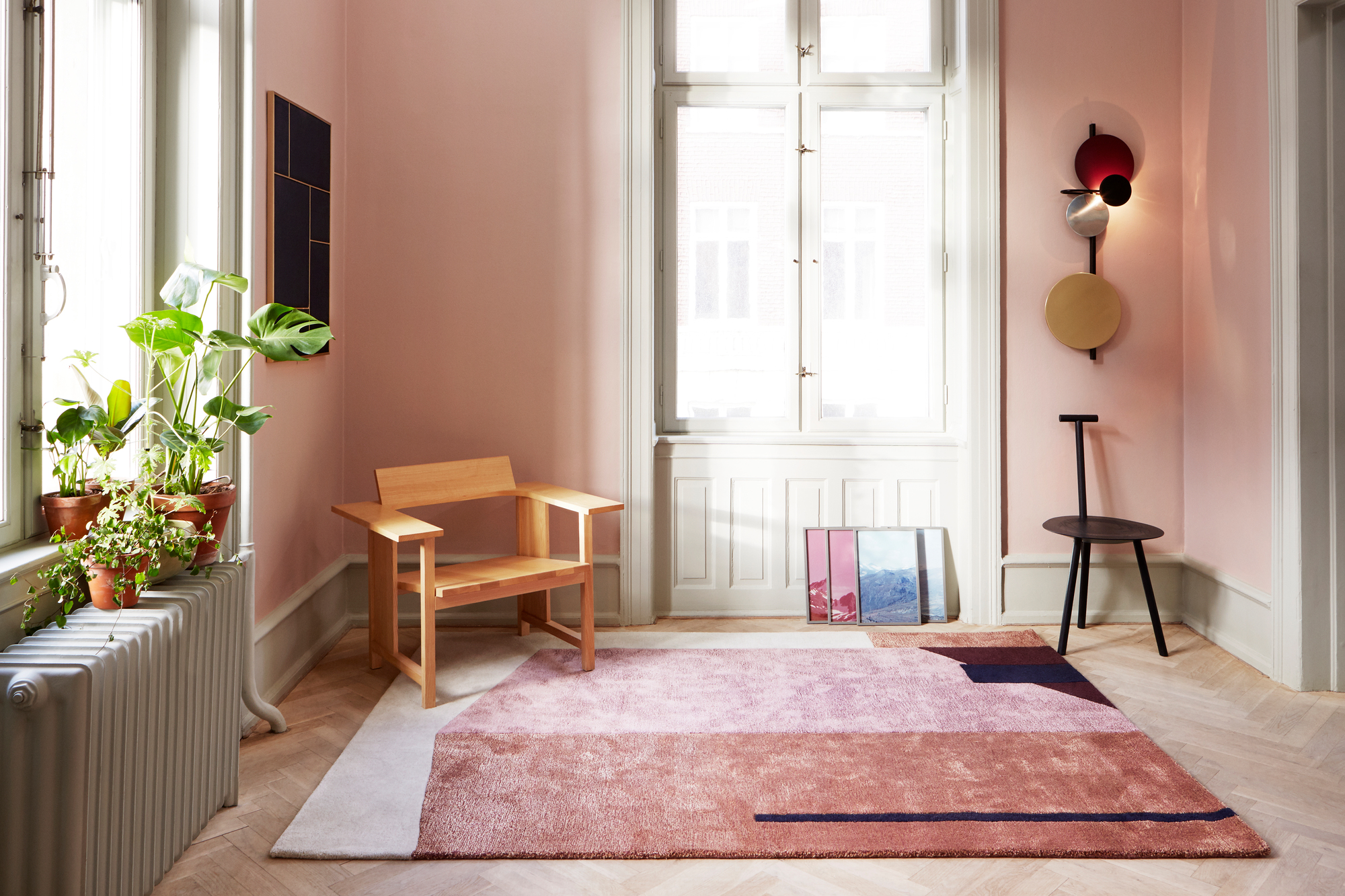 Arqui Tapis 1 300x200 Please Wait to be Seated