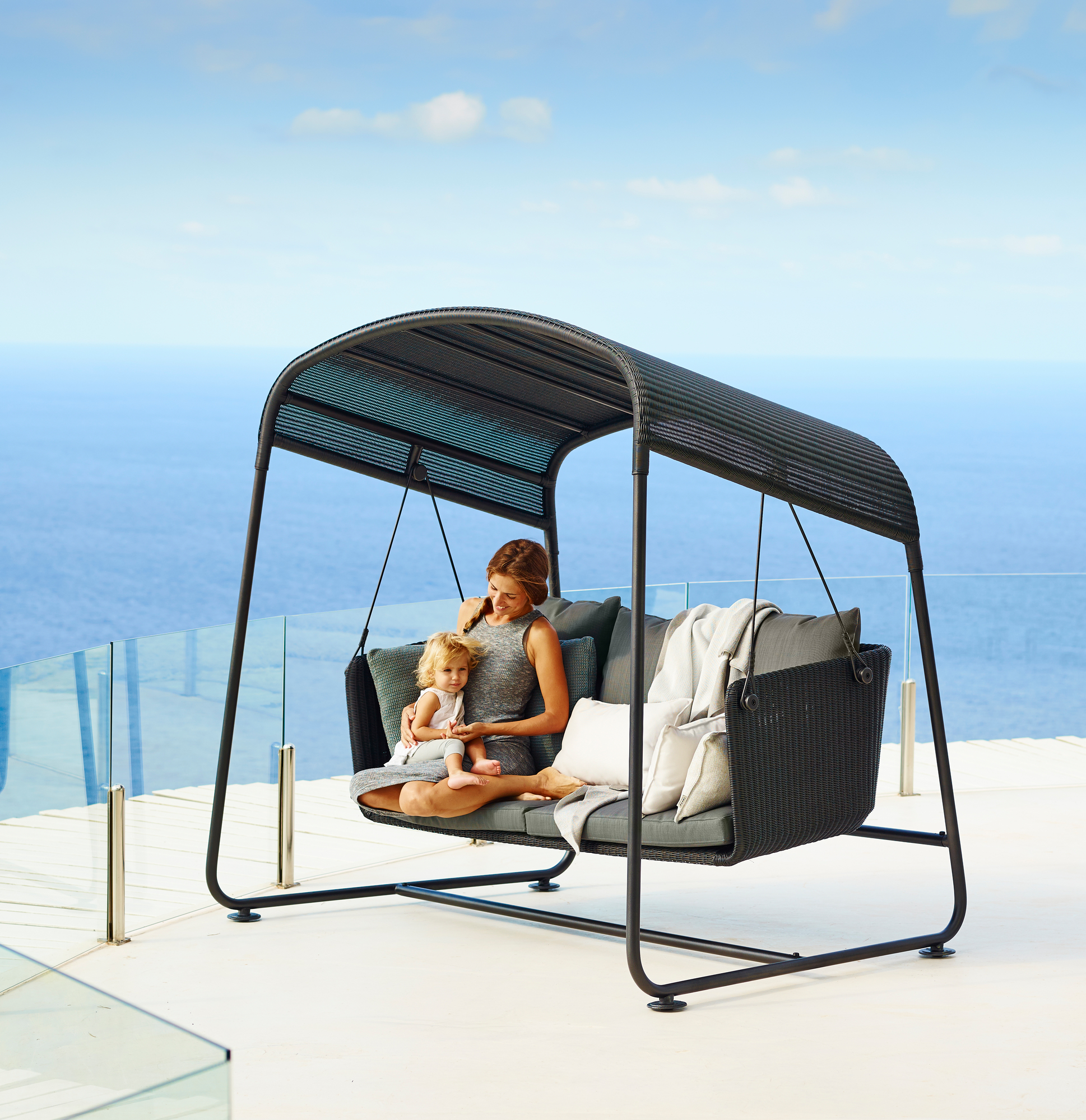 Cave Jardin Swing avec Coussin set Cane-Line