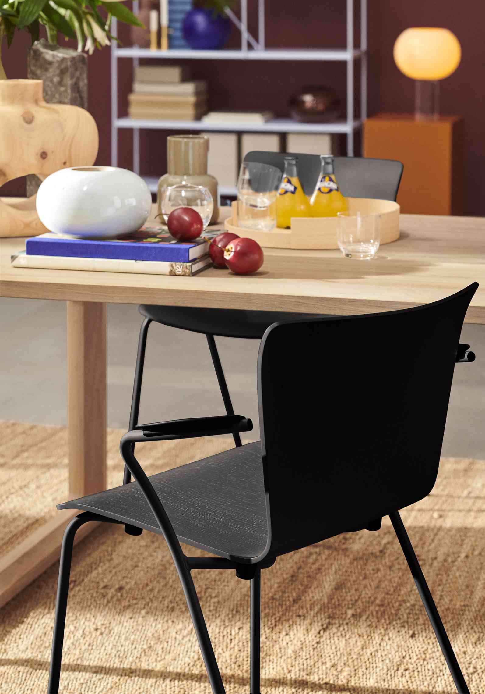 Essay Table Fritz Hansen QUICK SHIP