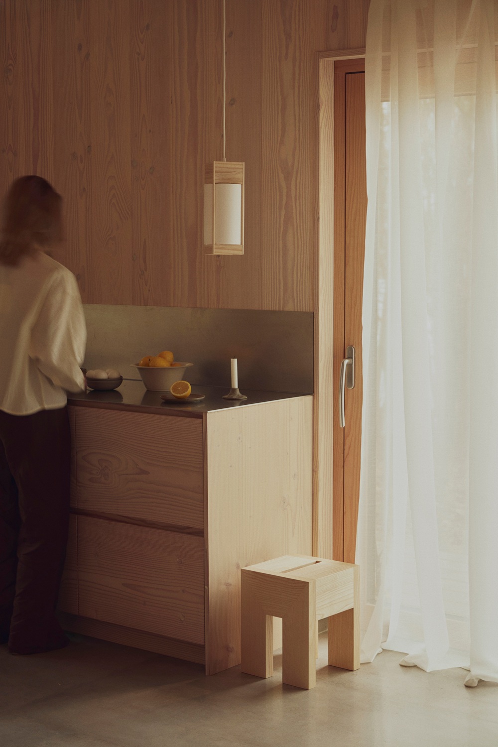 Monolith Side table Table d'appoint Form & Refine