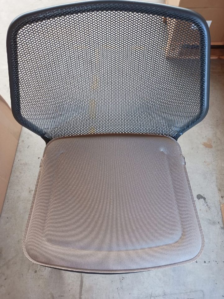 Darwin chaise FER ANTIQUE avec coussin d'assise 700/4 ECRU Emu OFFRE SPECIALE