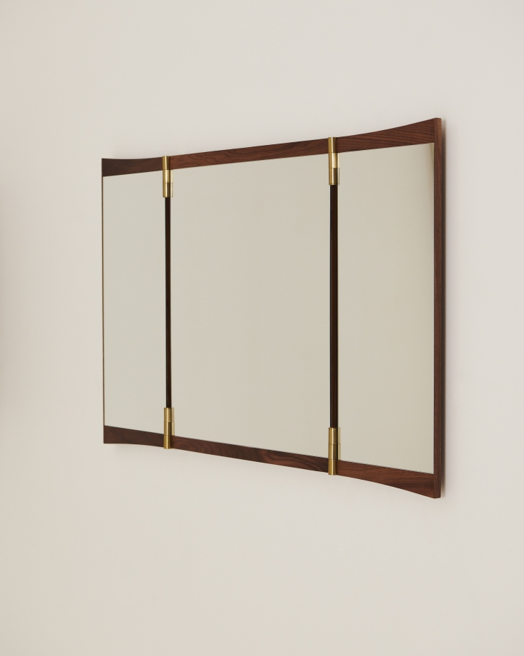 Vanity Wall Mirror 3 miroir mural Gubi  