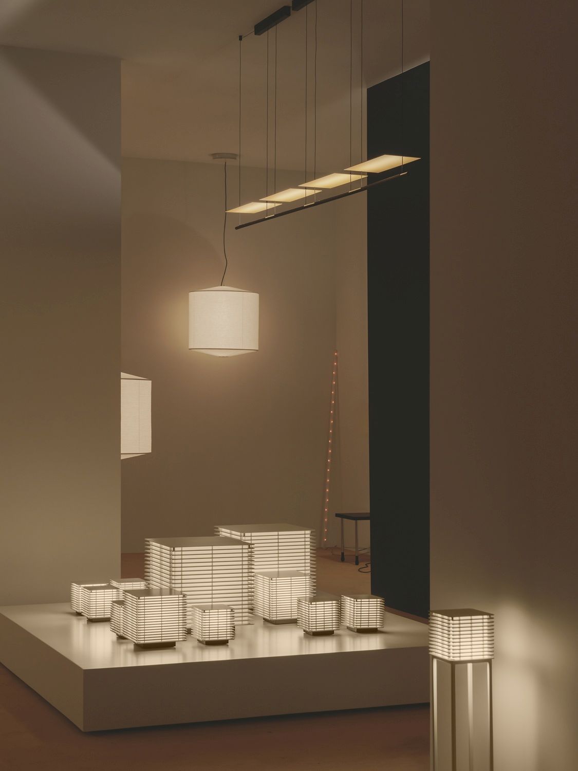 Shiro 17 Interior Table lamp Lampe de table Santa & Cole