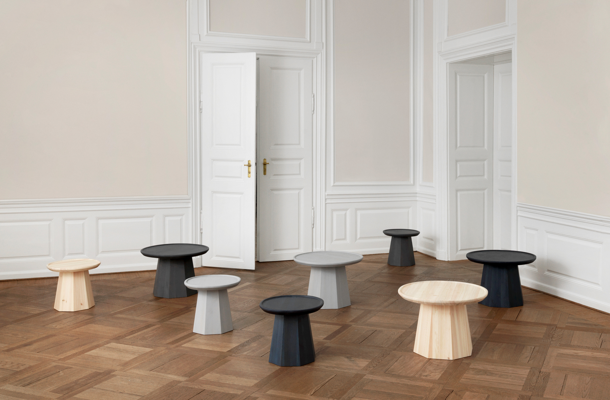 Pine Table Small Table d'appoint Petit Normann Copenhagen