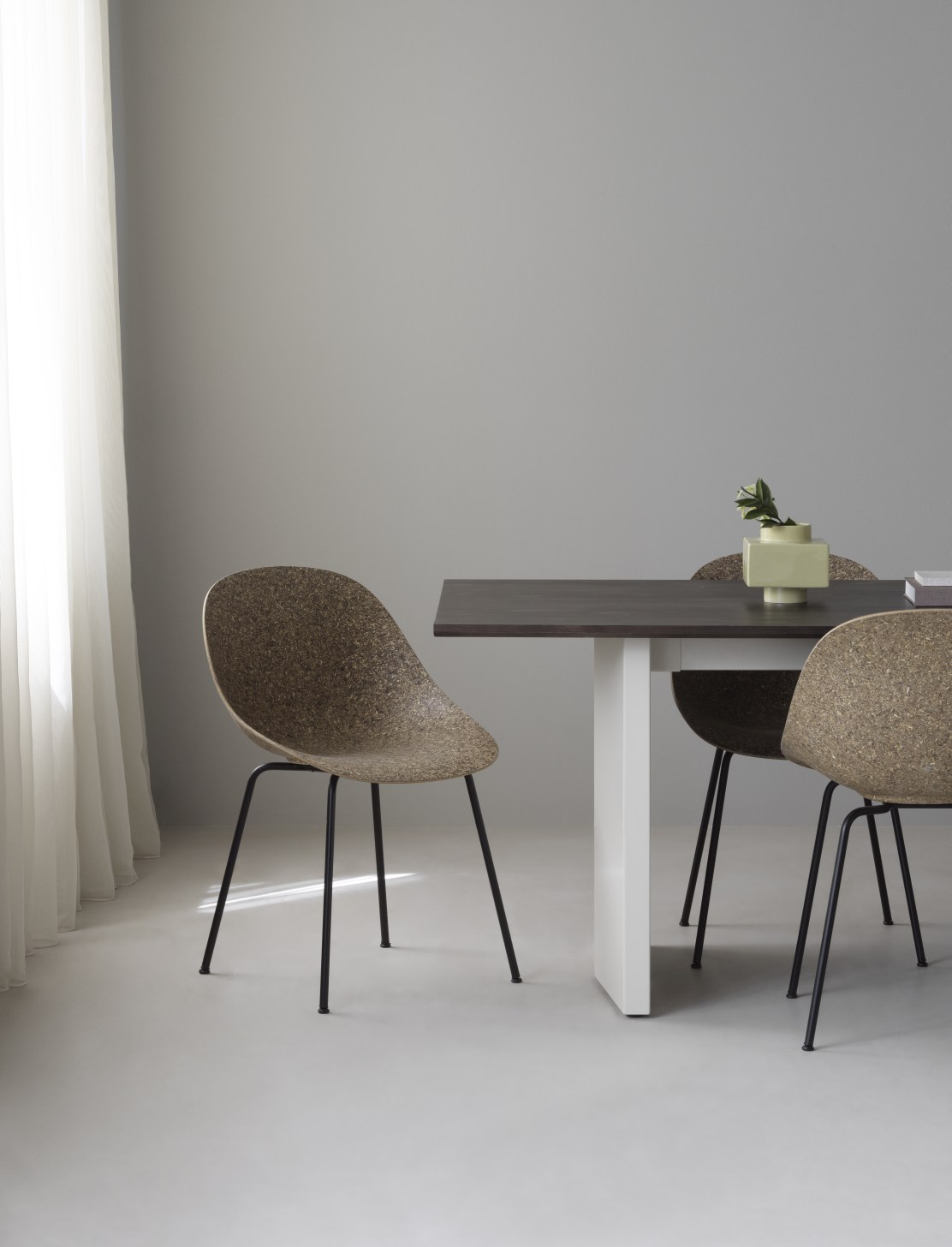 Panel table / table à manger 300x90 cm Normann Copenhagen 
