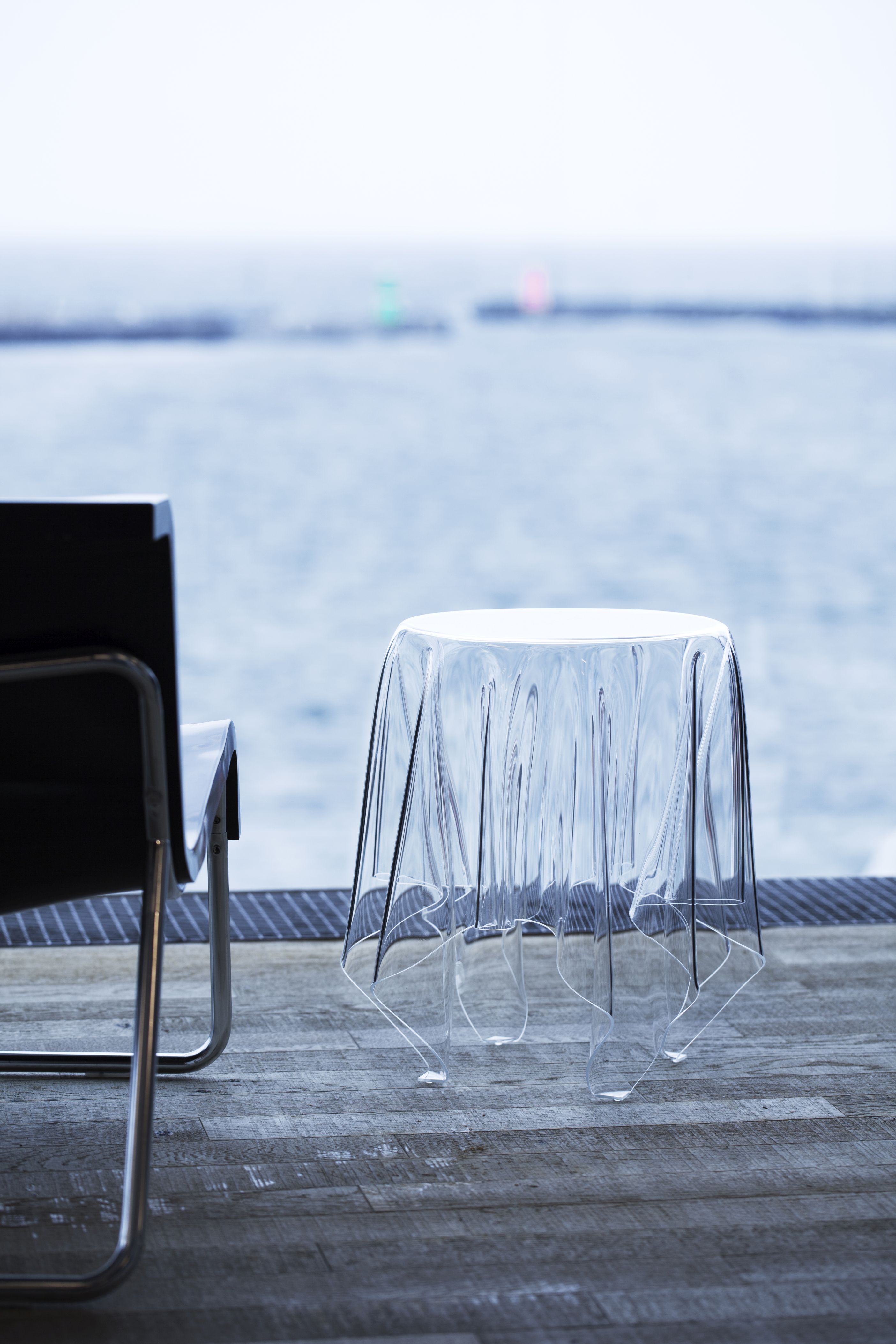 Essey Illusion table d'appoint transparente Klein & More