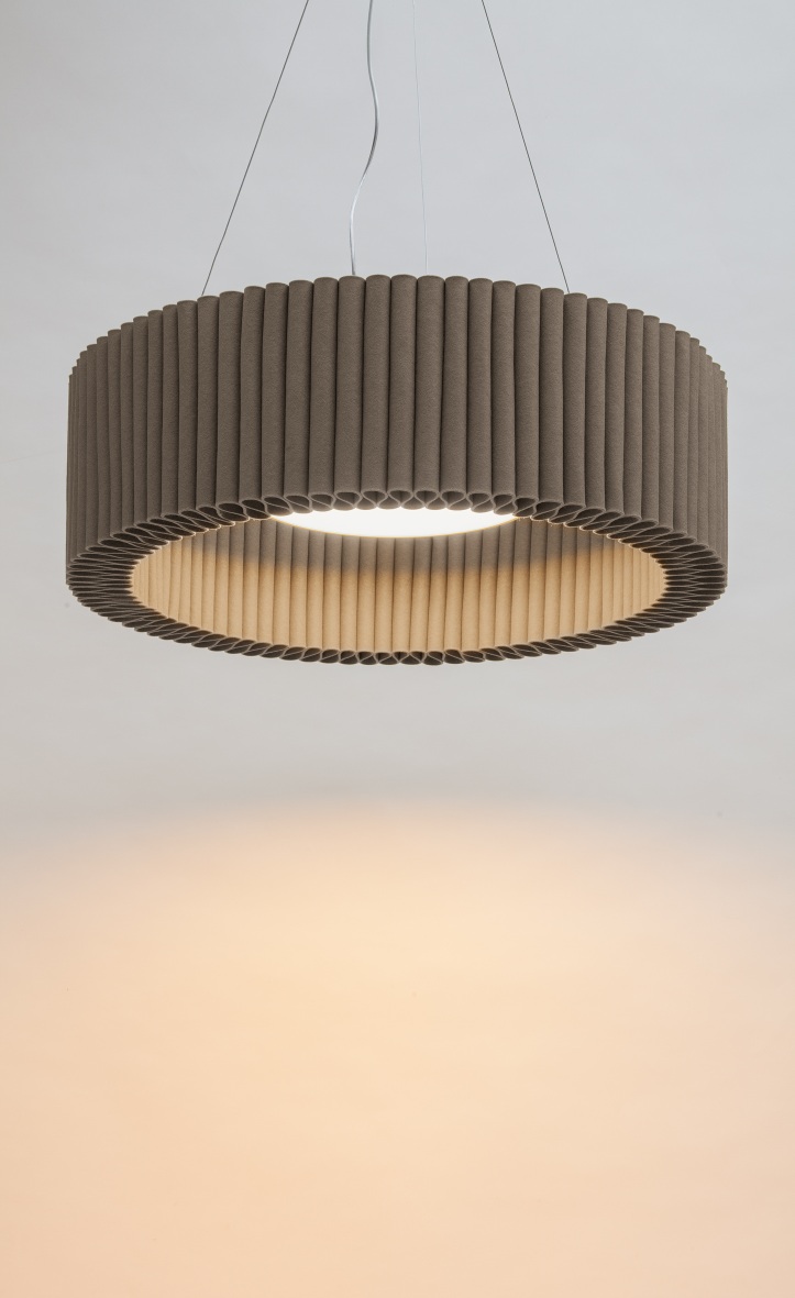 Objet de plafond Welle avec dispositif de suspension inclus