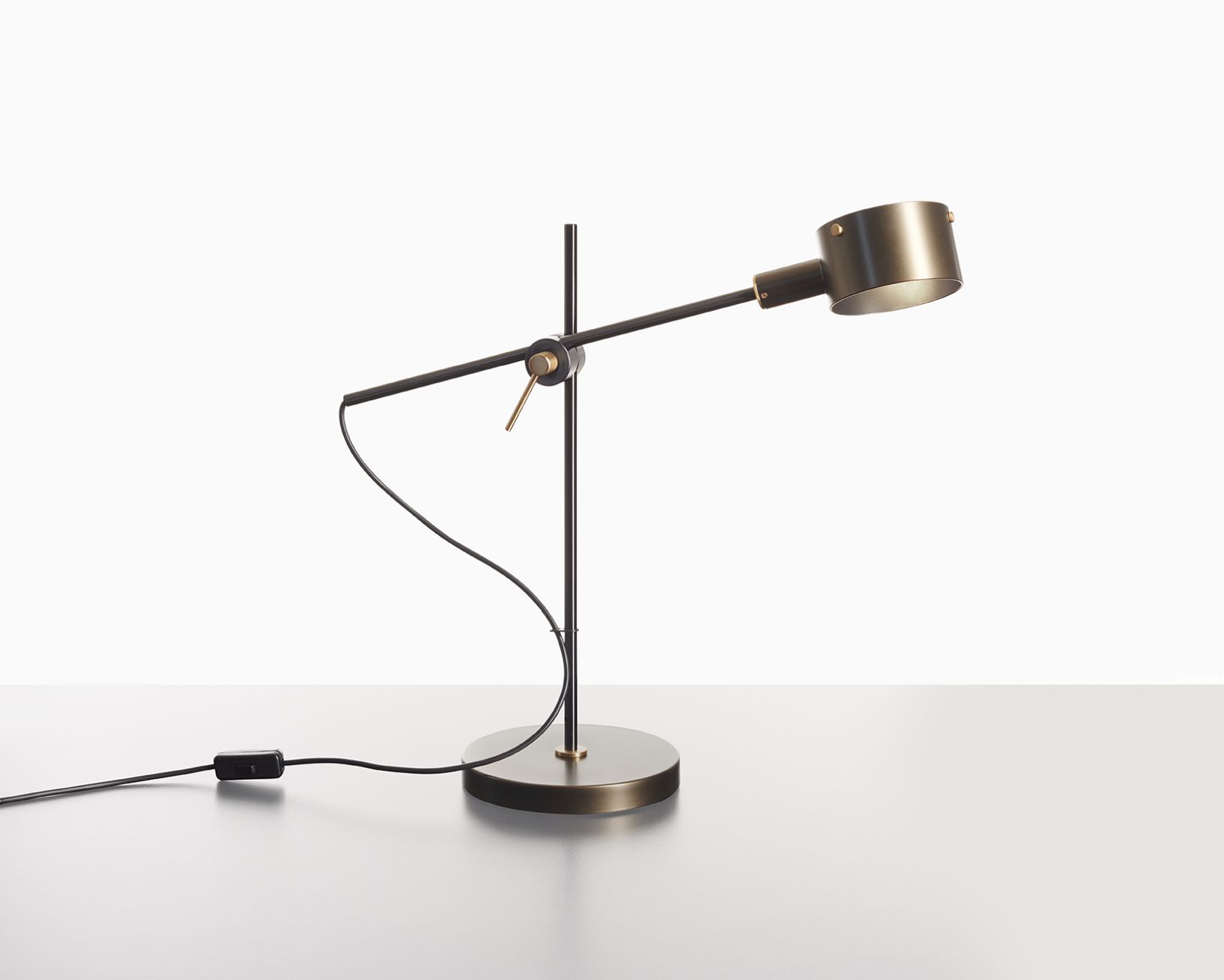 G.O. 252 Lampe de table Oluce G.O. 252 Lampe de table Oluce