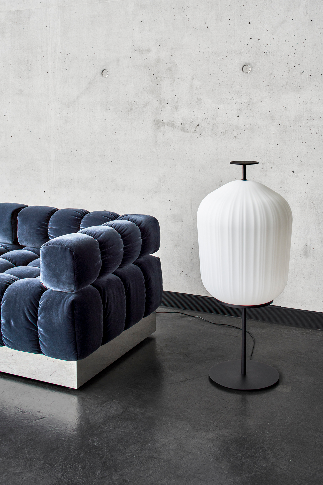Plissée Floor Lamp Lampadaire ClassiCon