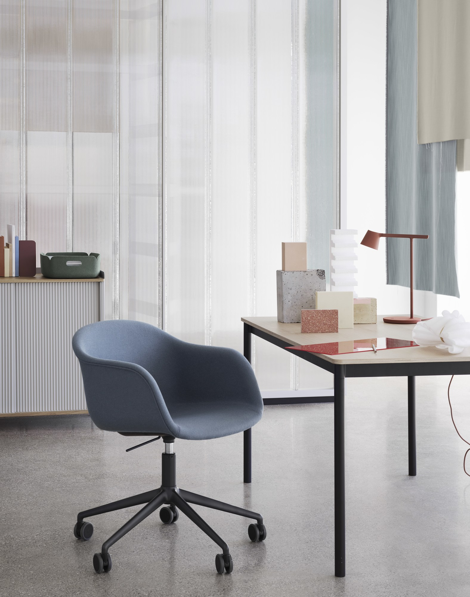 Enfold Sideboard Tall Muuto