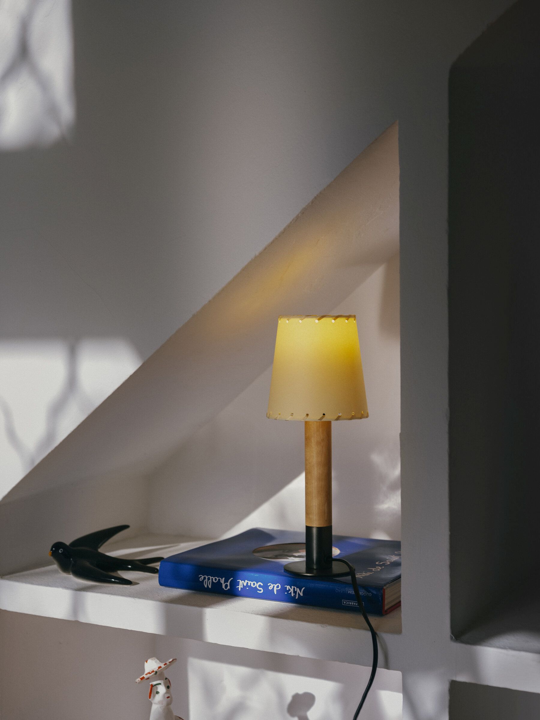 Basica Minima lampe de table Santa & Cole
