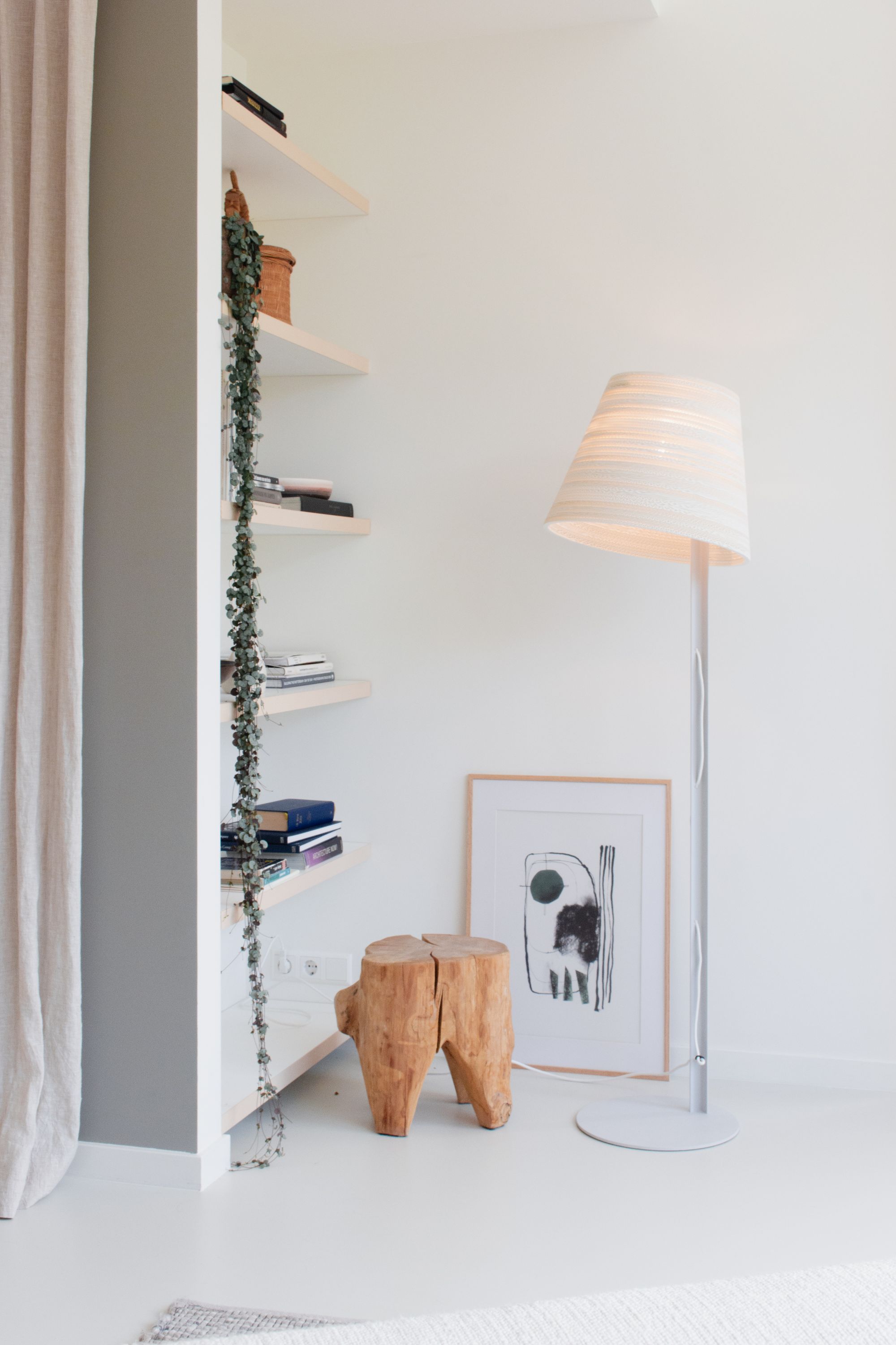 Tilt Lampadaire Scraplights blanc Graypants