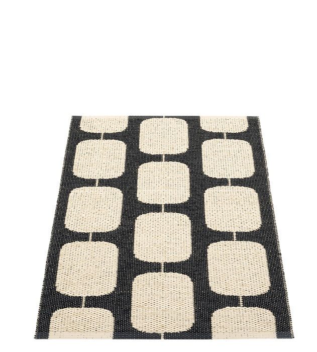 Sten Tapis en plastique 70x100 cm Pappelina Schwarz/Noir