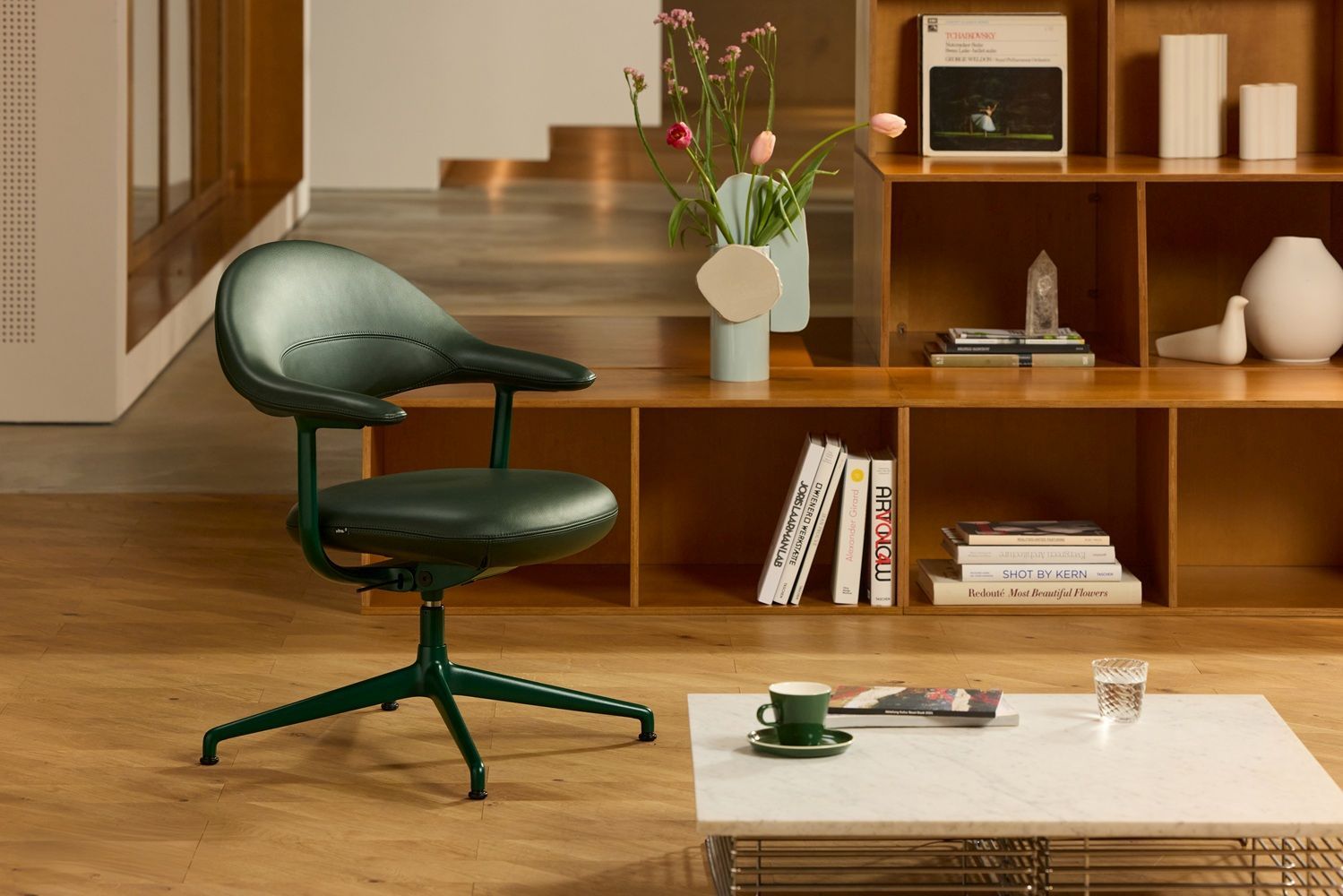 Mynt Soft Fauteuil pivotant Vitra