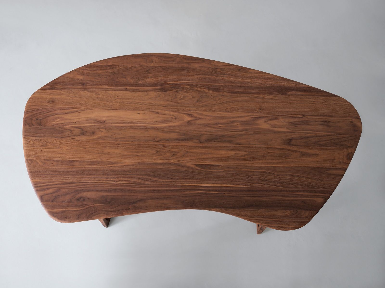 Twist Office table / bureau période