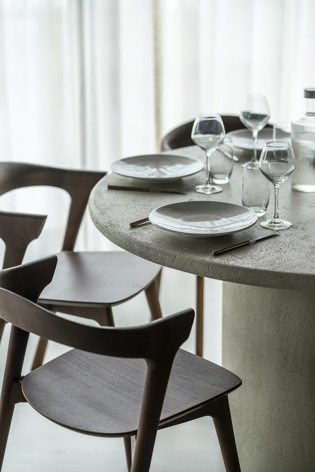 Elements Dining Table Table à manger ronde Ethnicraft