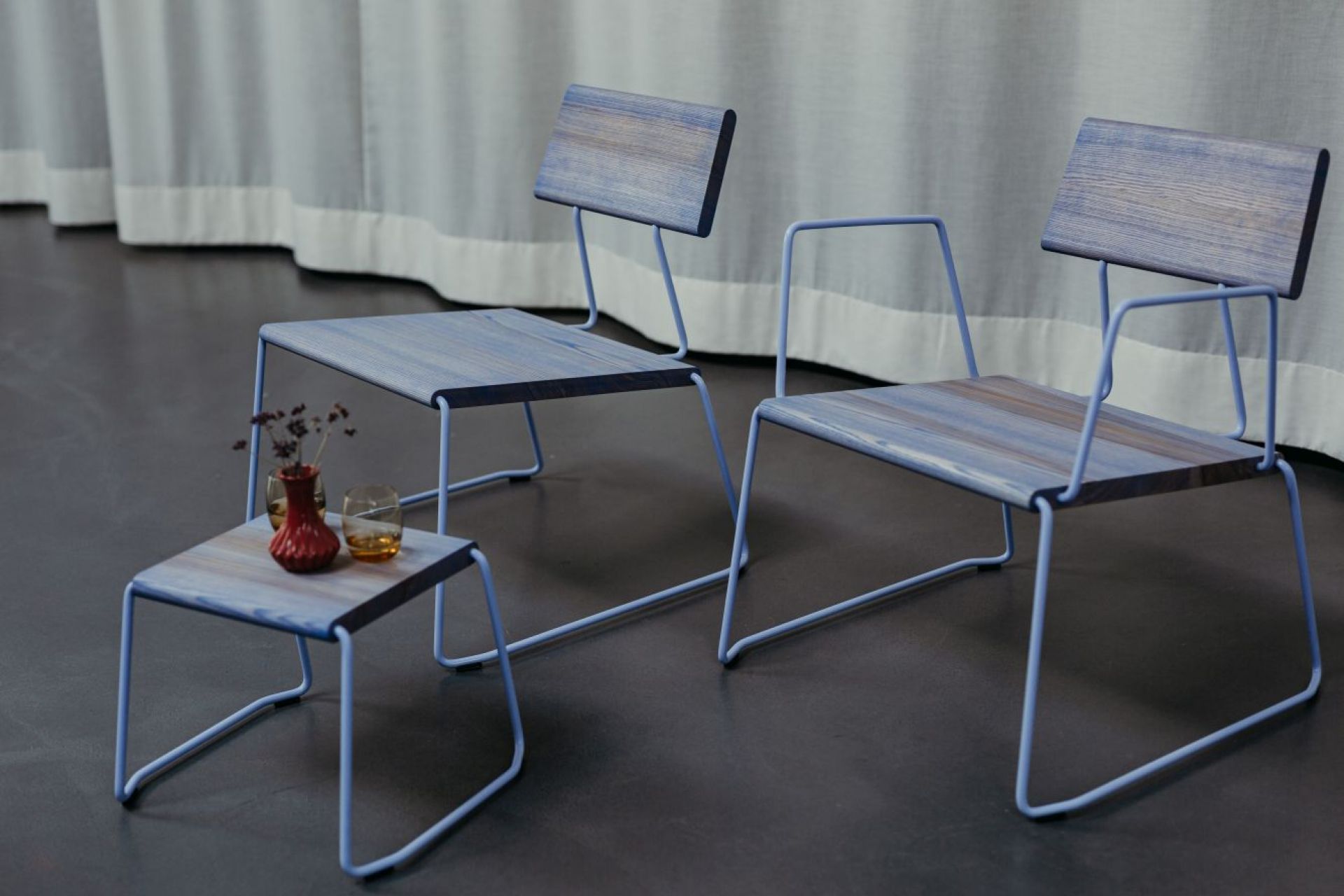 D:002 Table d'appoint Fuchs & Habicht