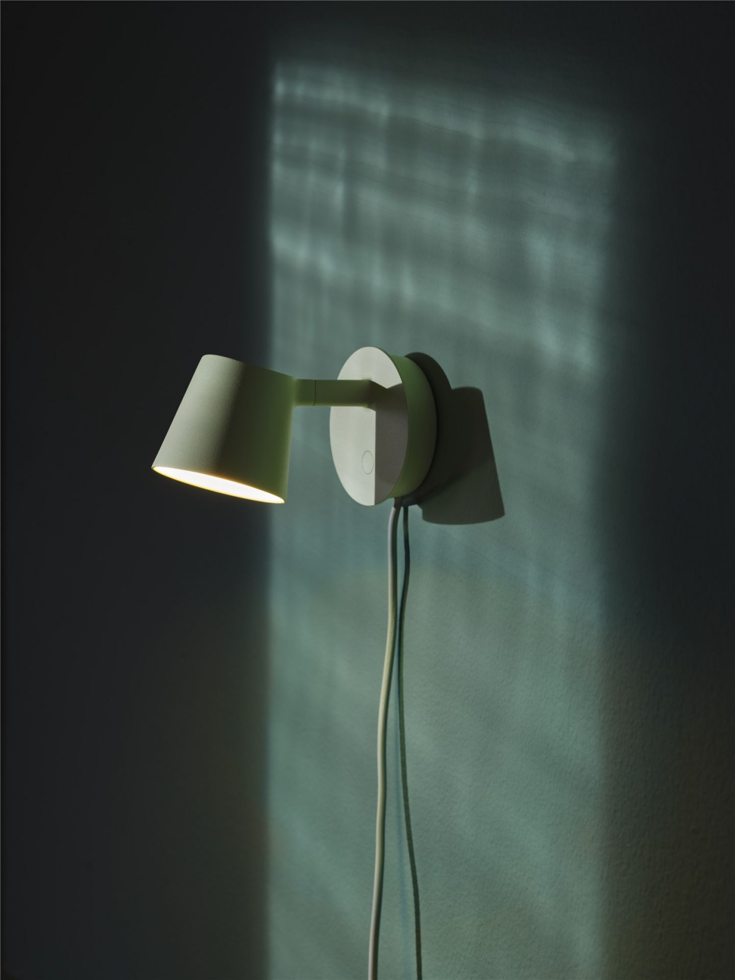 Tip Wall Lamp Applique murale Muuto