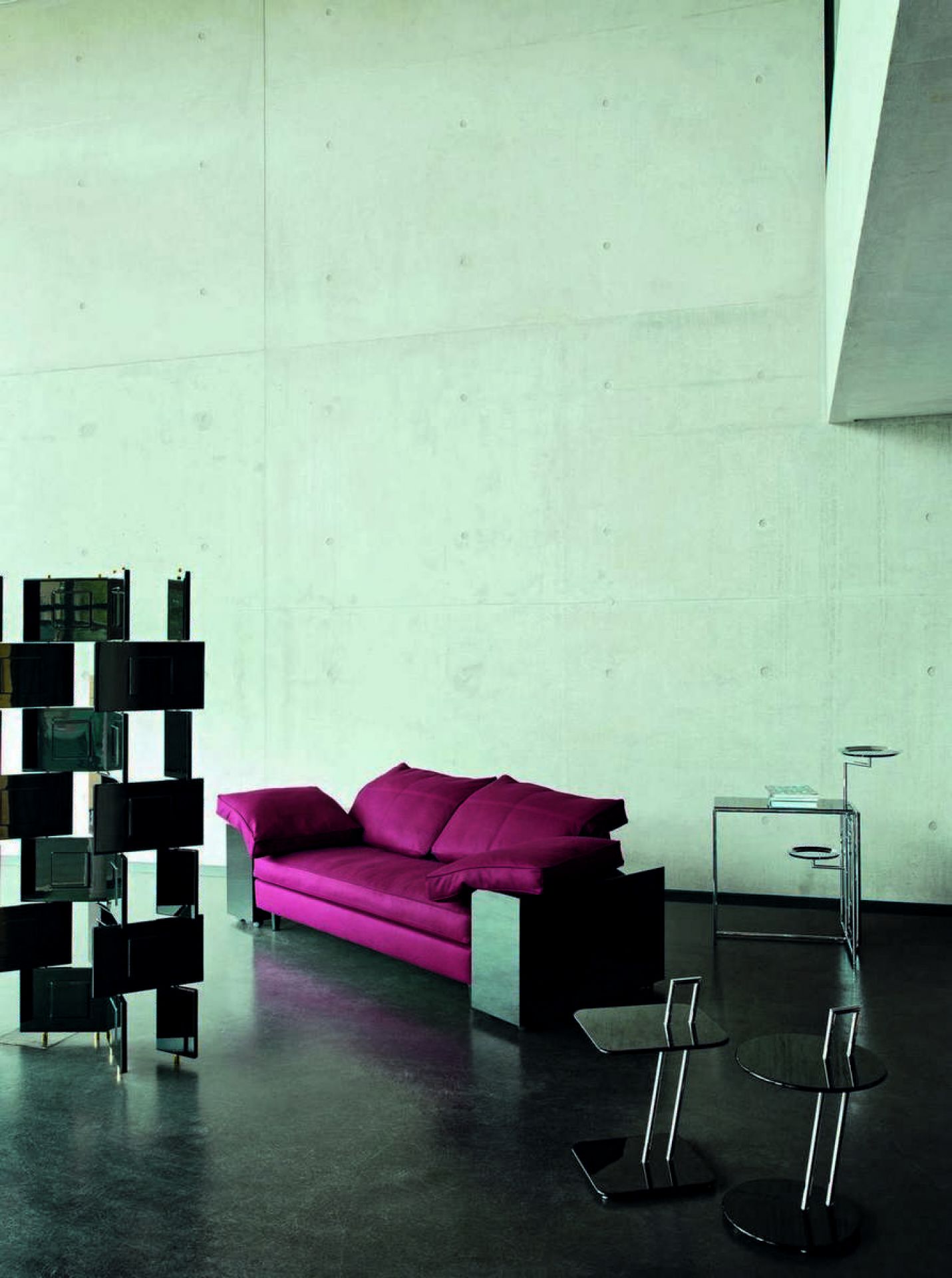 Table d’appoint Occasional Table ClassiCon – QUICK SHIP