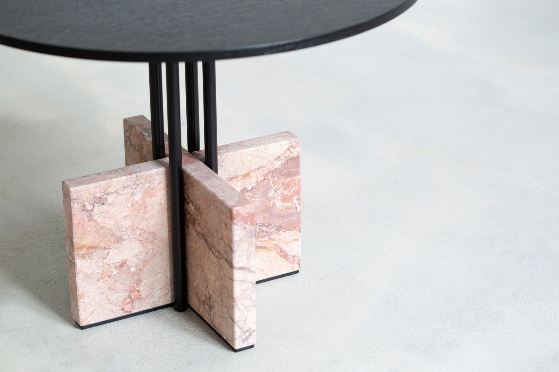 Gravity Table Table d'appoint Faible Nero Marquina Favius