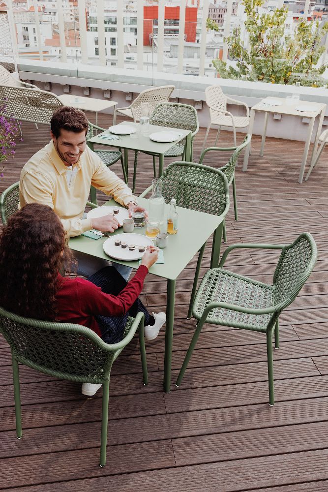 Croisette Bridge Chaise avec accoudoirs Extérieur Fermob