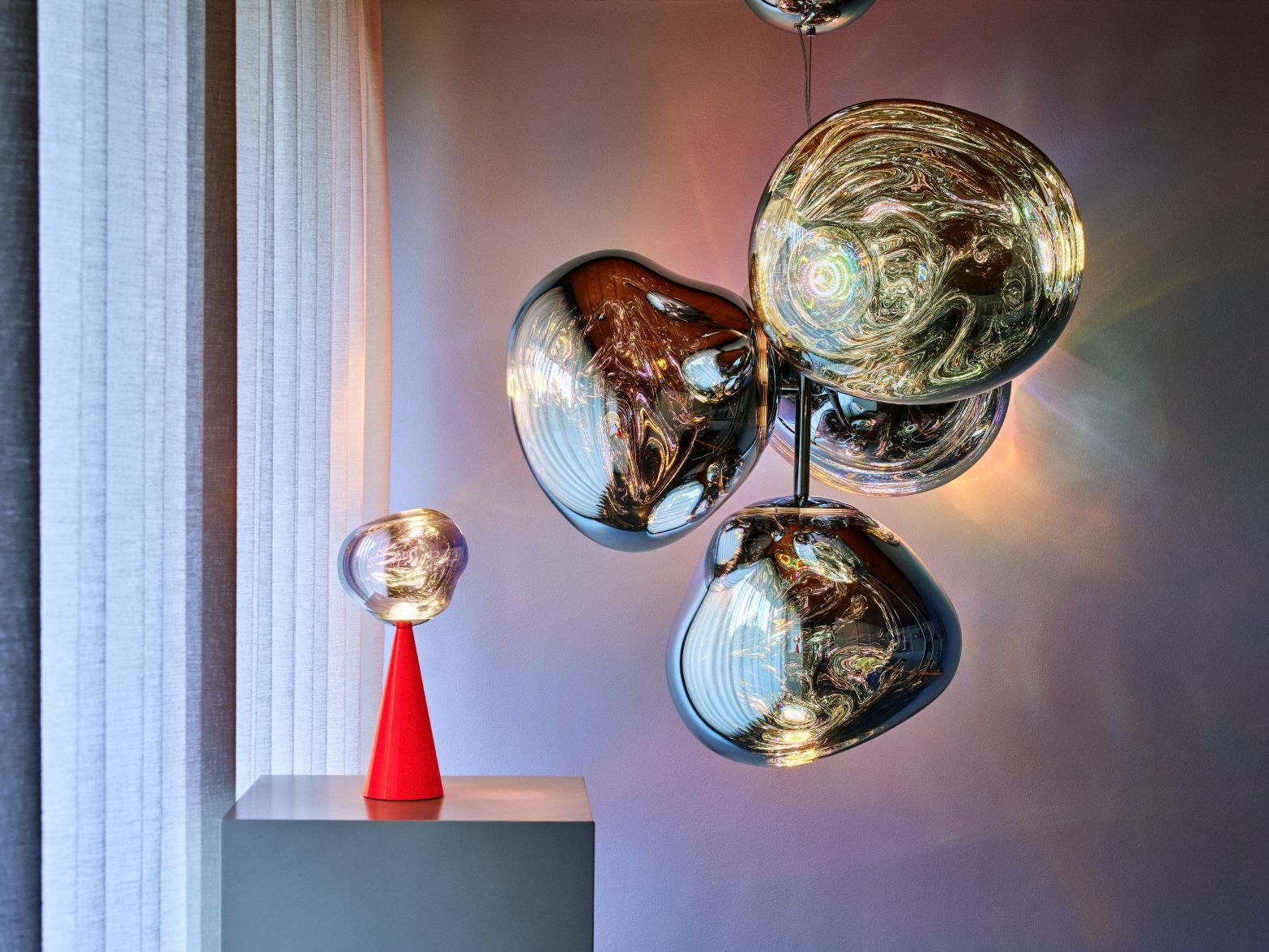 Melt Fluoro lampe de table portable Tom Dixon