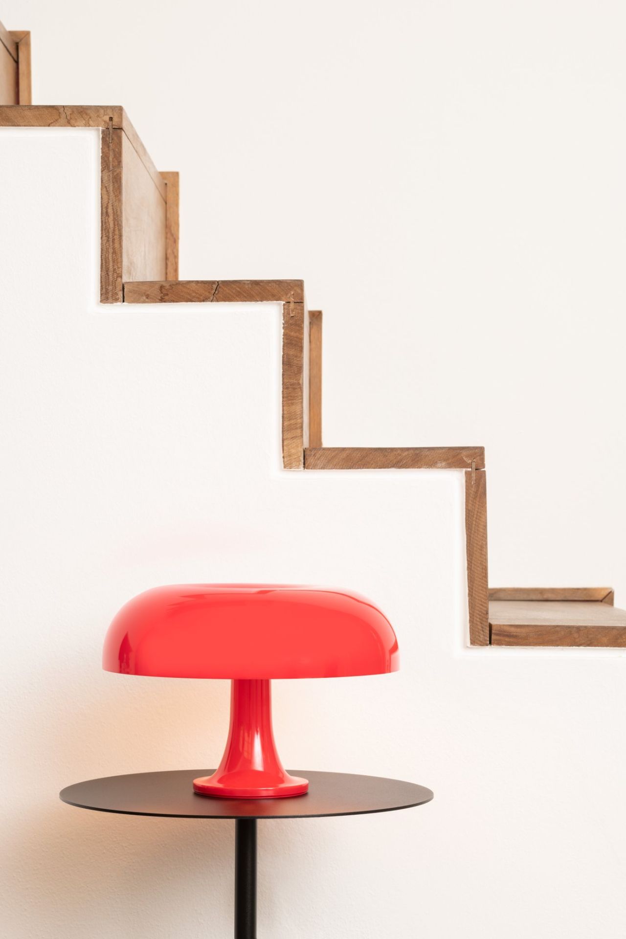 Nessino lampe de table Artemide Rouge Nessino lampe de table Artemide Rouge
