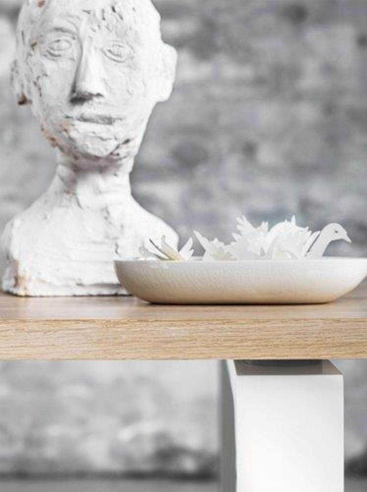 Essay Table Fritz Hansen QUICK SHIP
