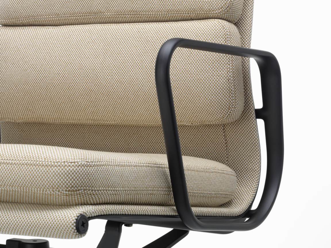 Soft Pad Chair EA 231 / EA231 Chaise Vitra
