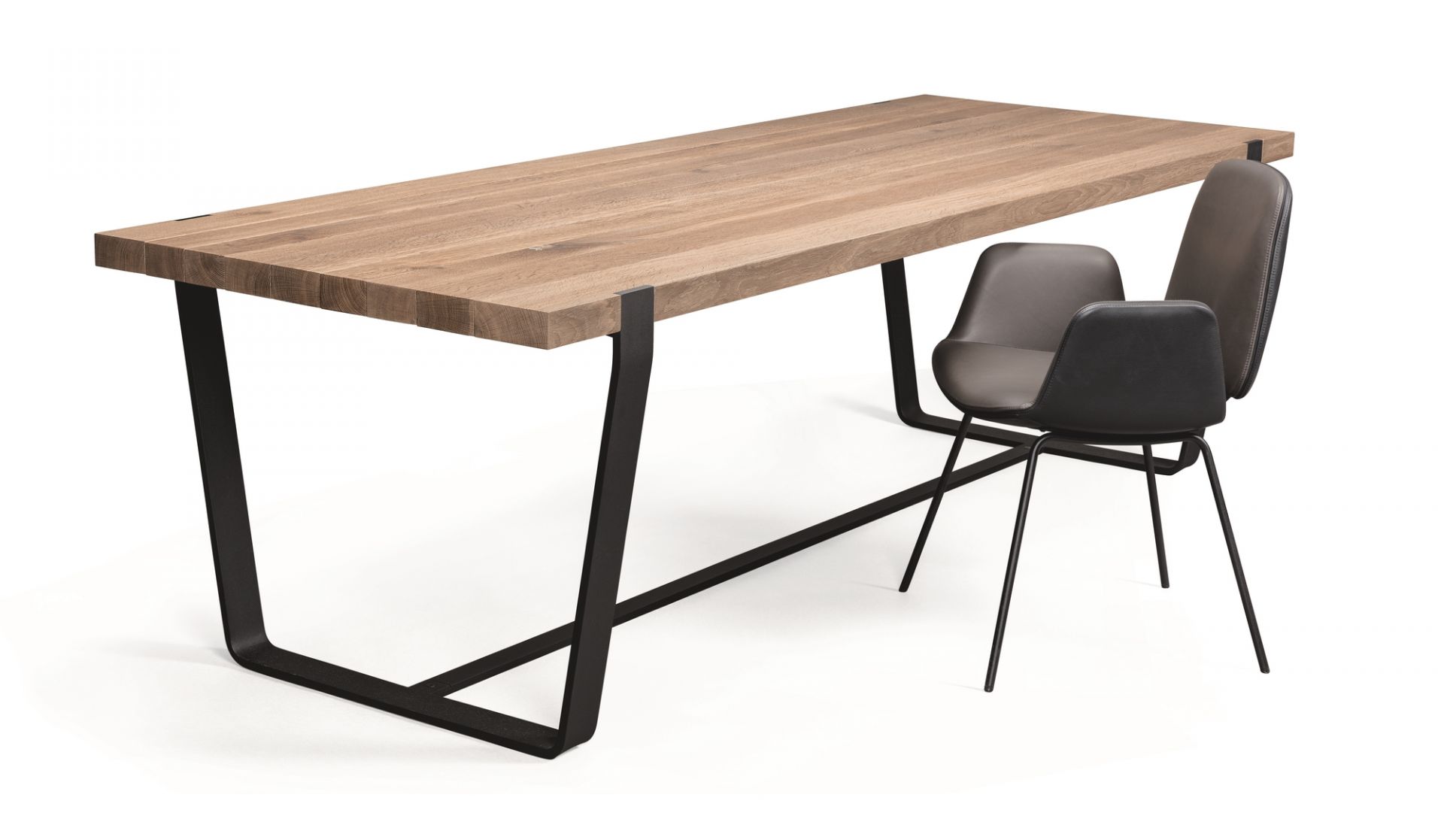 BB 11 Clamp table chêne Janua