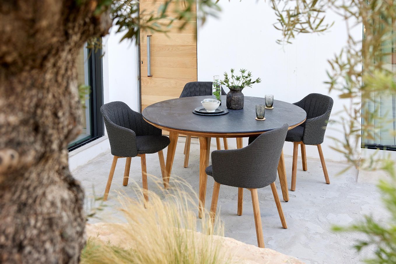 Aspect Table ronde d'extérieur Table Cane-Line 