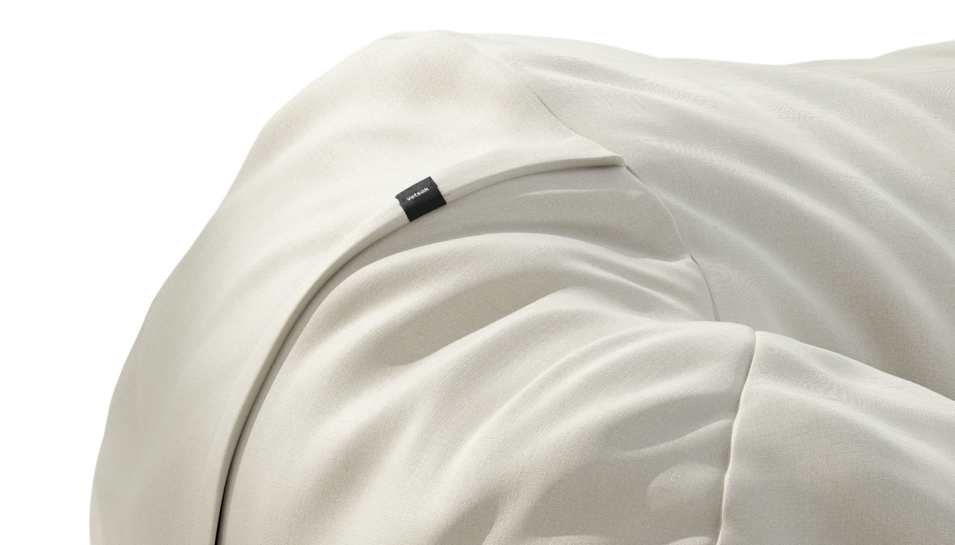 Detailaufnahme vom beigen vetsak Outdoor Sitzsack, ideal als bequeme Gartenmöbel und Lounge-Möbel.