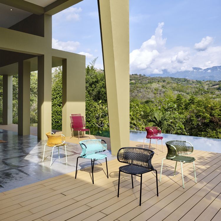 Cielo Stacking Armchair Chaise à accoudoirs empilable Outdoor ames