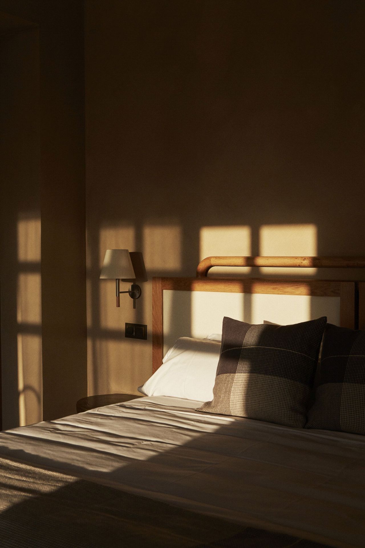 BC2 Applique Santa & Cole