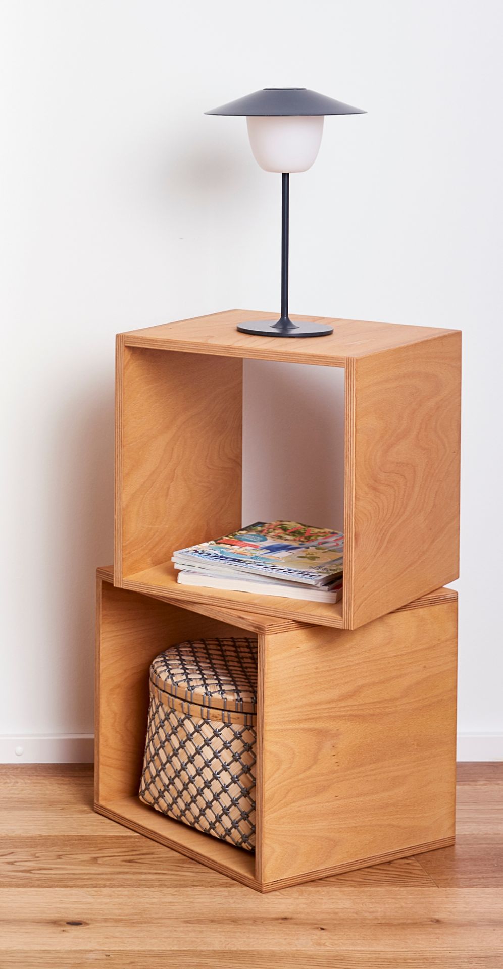 Cube table de chevet Tojo