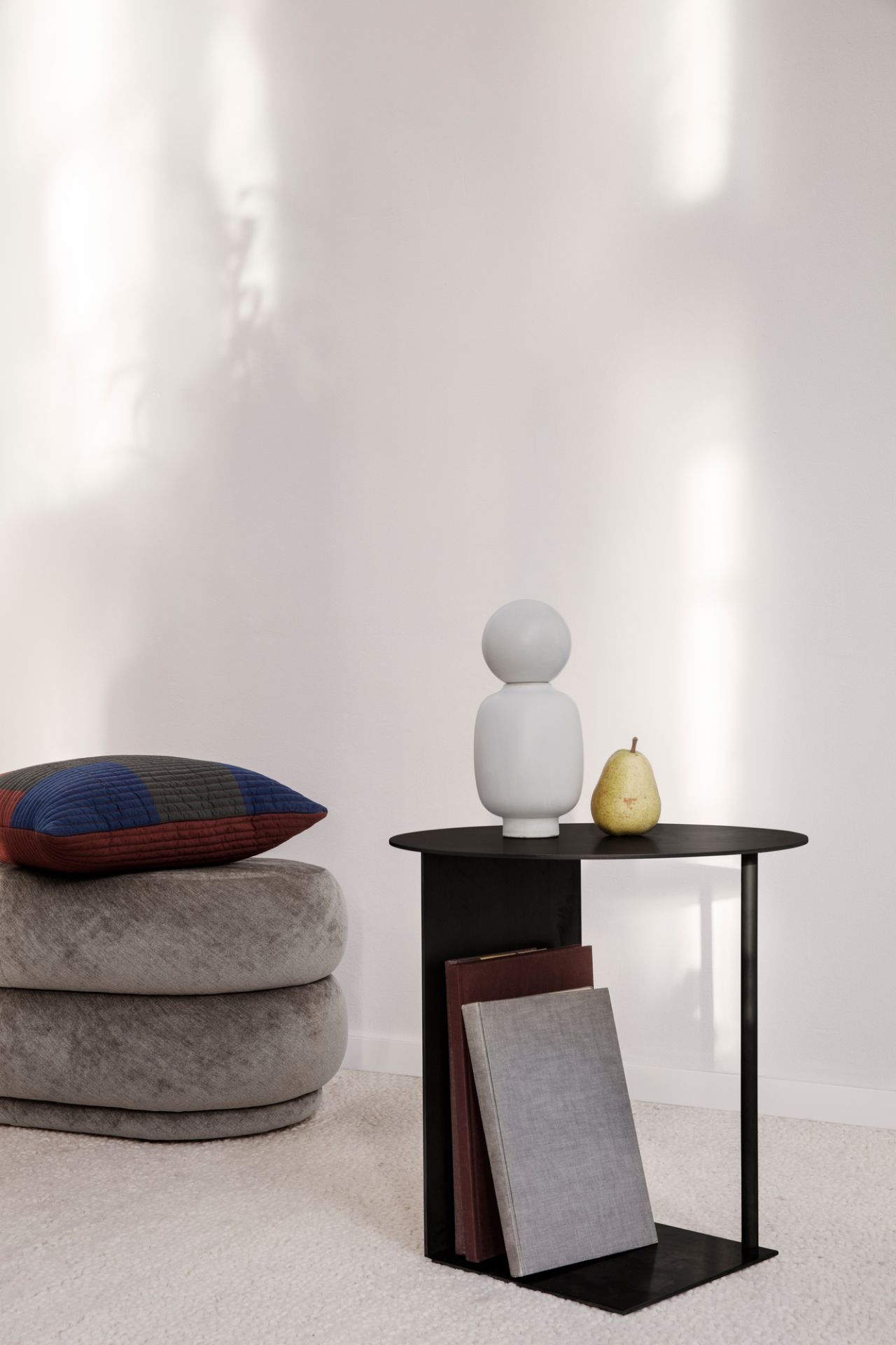 Pouf Oval Faded Velvet Tabouret Moyen Ferm Living Forest