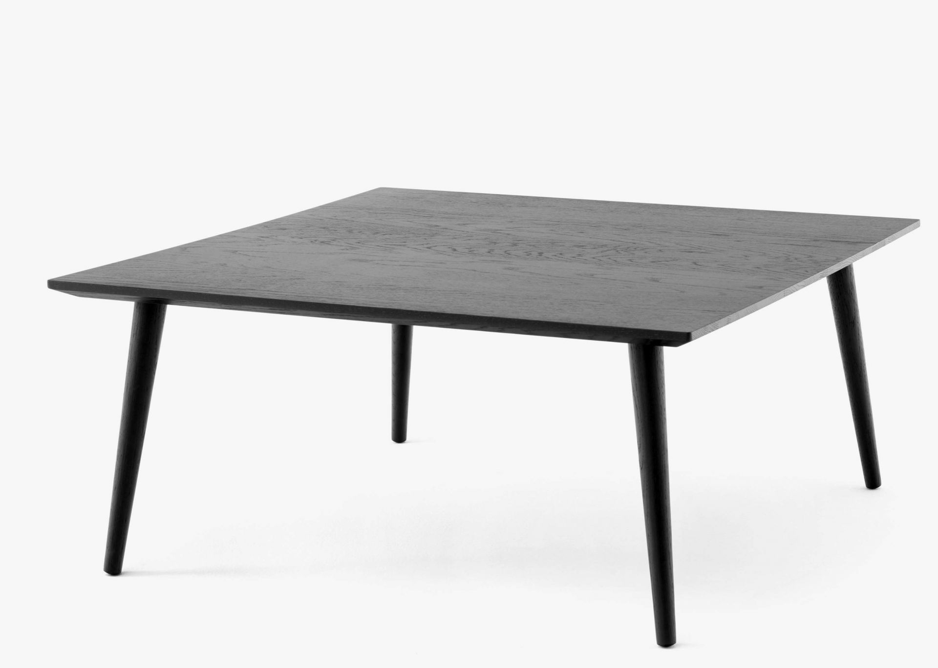 In Between Table SK23 / SK24 Table basse AndTradition 