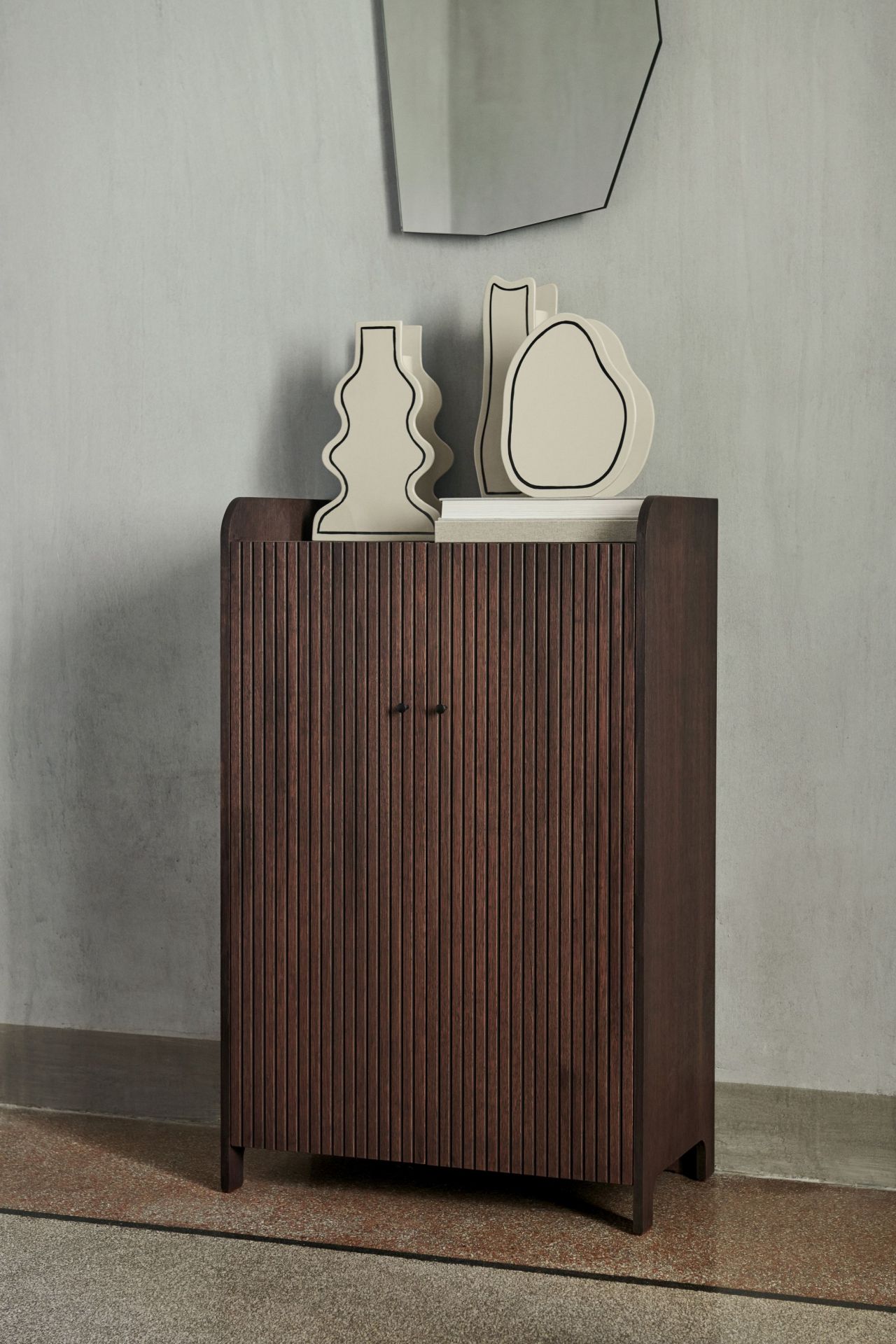 Sill Armoire basse chêne foncé teinté Ferm Living