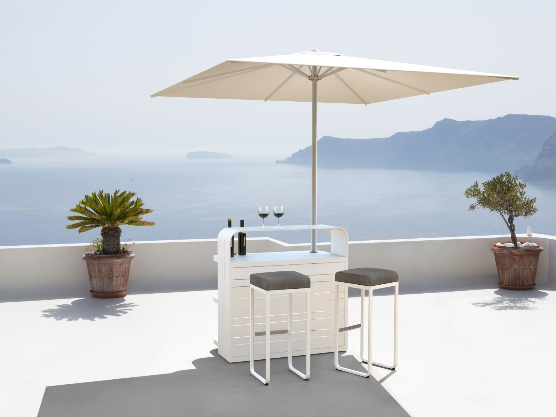 Air Outdoor Bar Blanc Moree