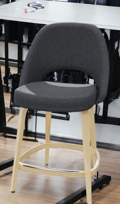 Saarinen Barstool Tabouret de bar hauteur de comptoir 101,5 cm Knoll International
