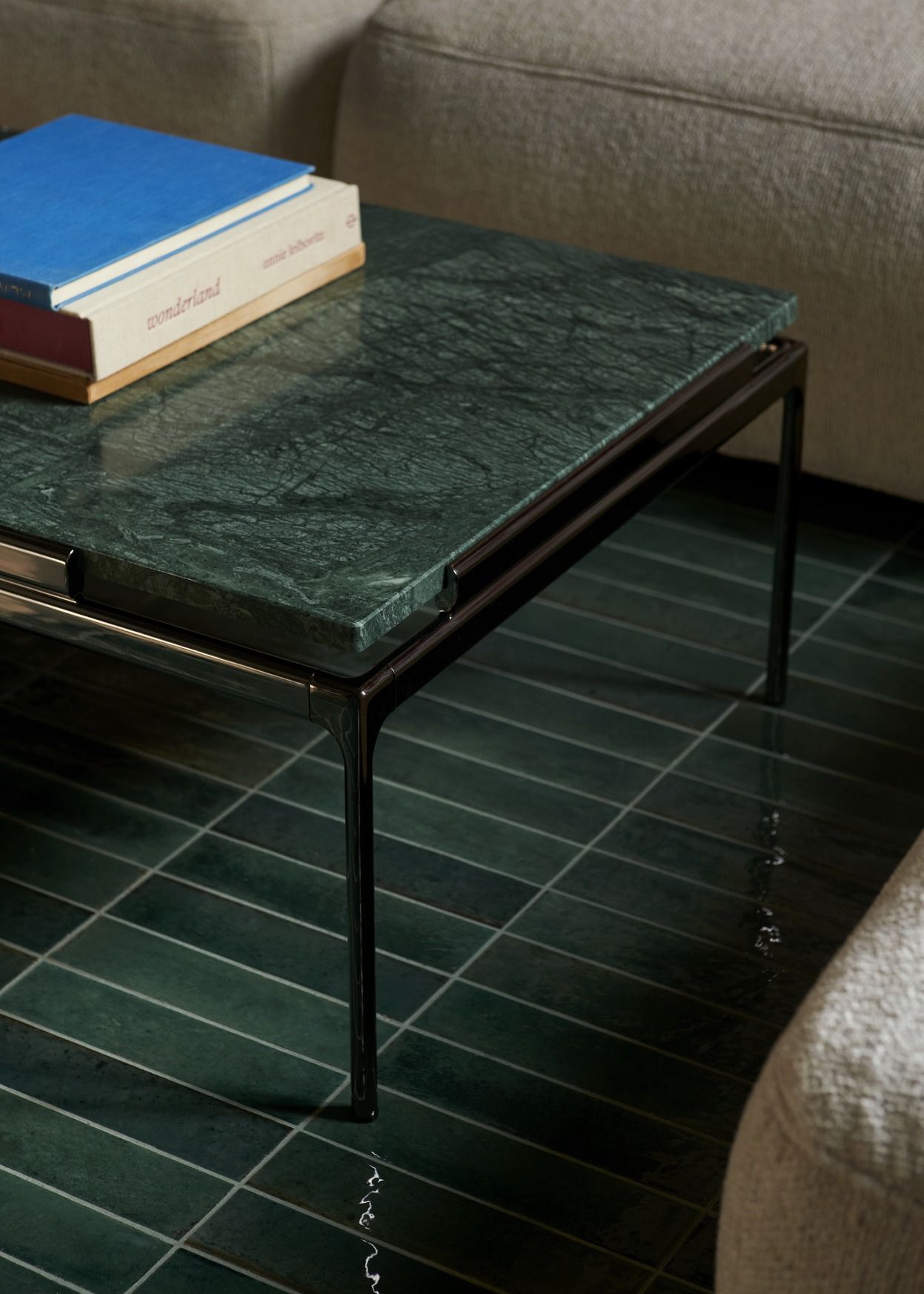 Sett LN12 / LN13 Coffee table Table basse AndTradition