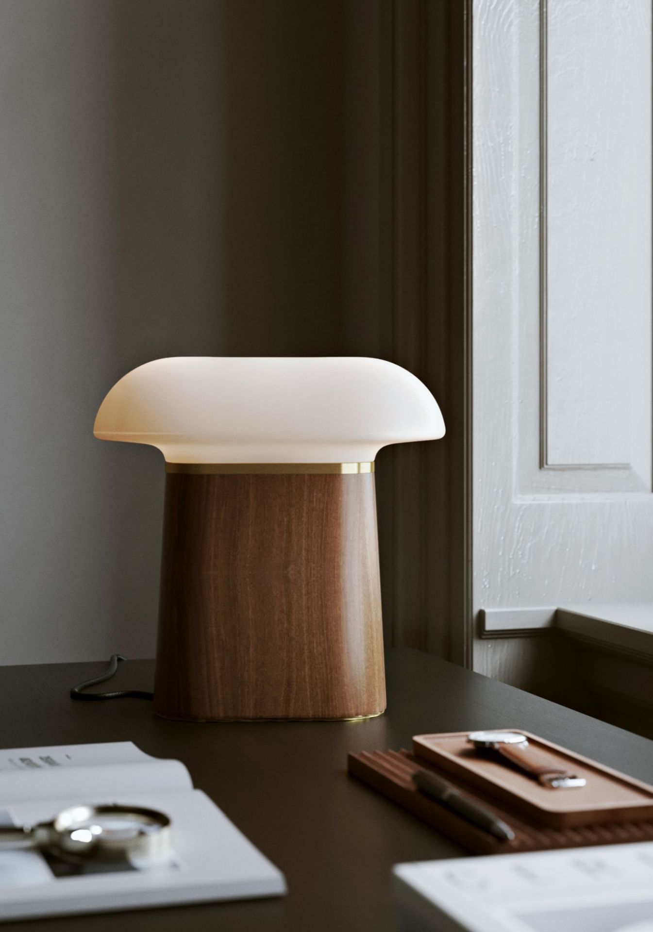 Nova Lampe de table Noyer Woud