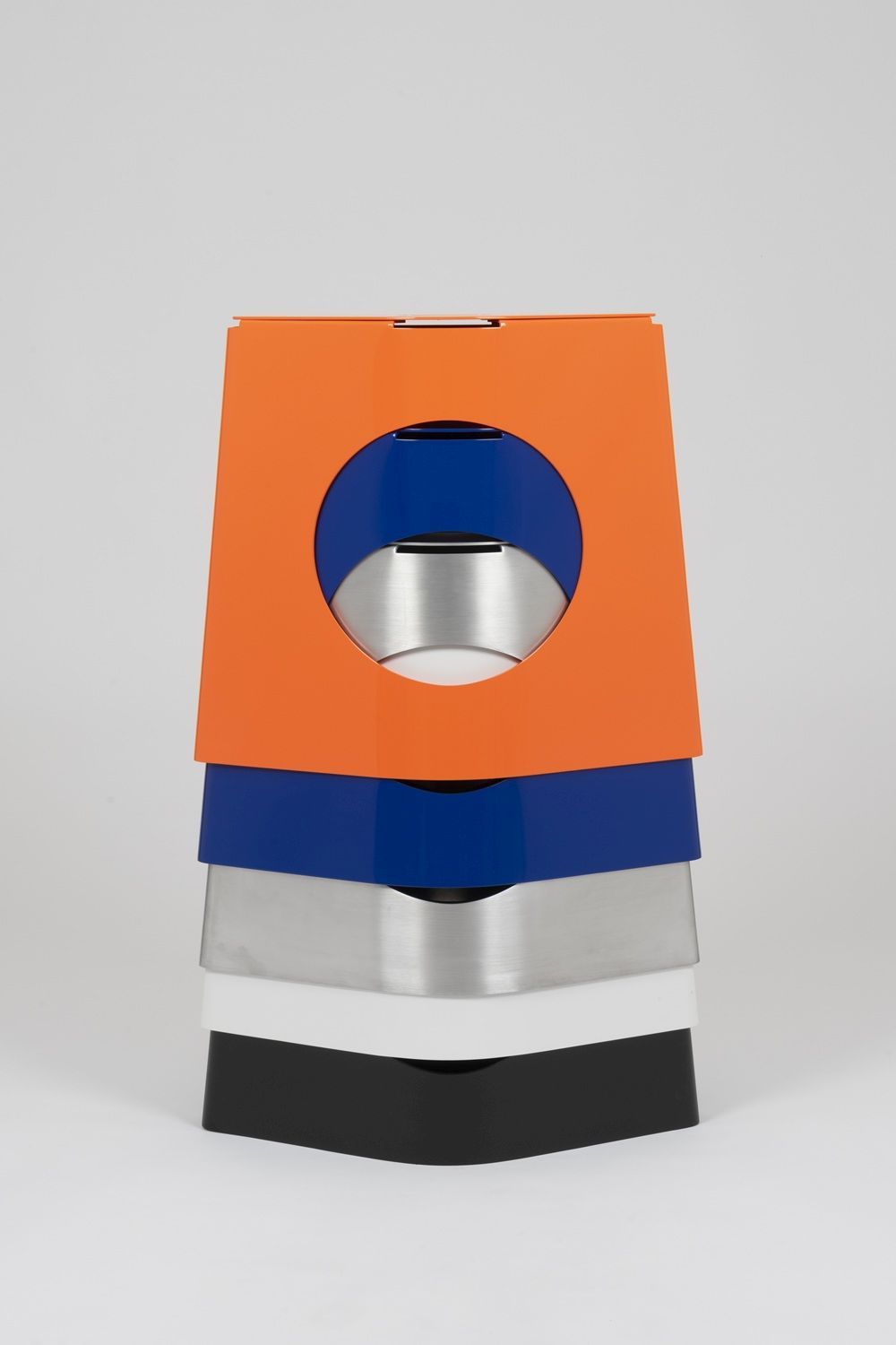 Prism Tabouret empilable / Table d'appoint Tecta