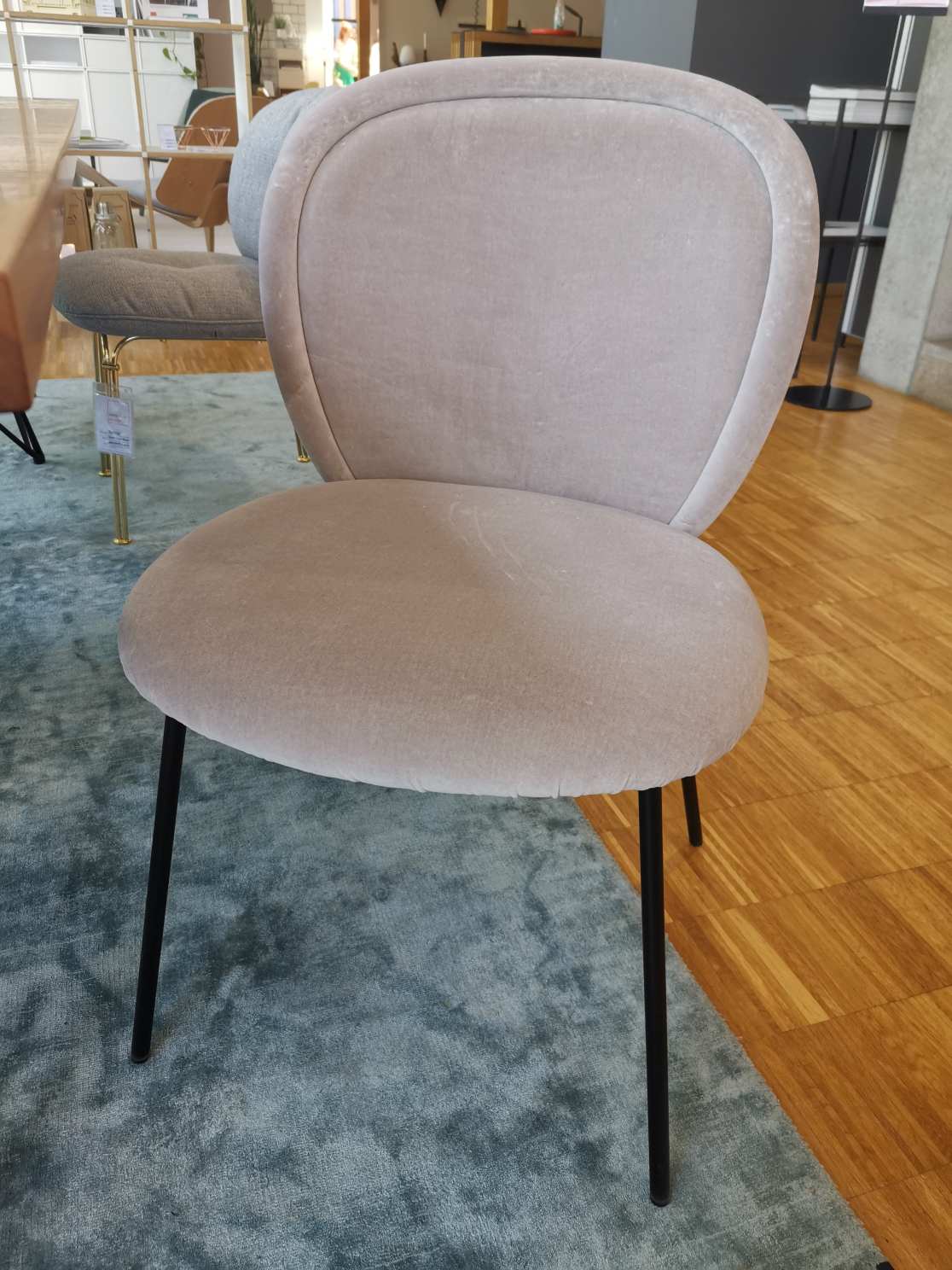 Ona 2020 Side Chair Chaise HARALD 233 Freifrau Manufaktur PIÈCE D'EXPOSITION
